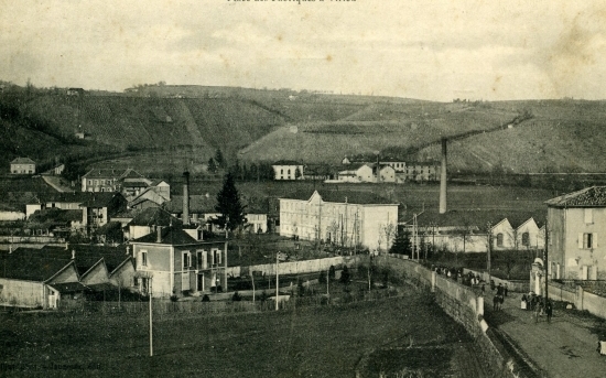 Les fabriques rue de la Gare