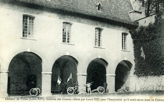 Canons au château de Virieu