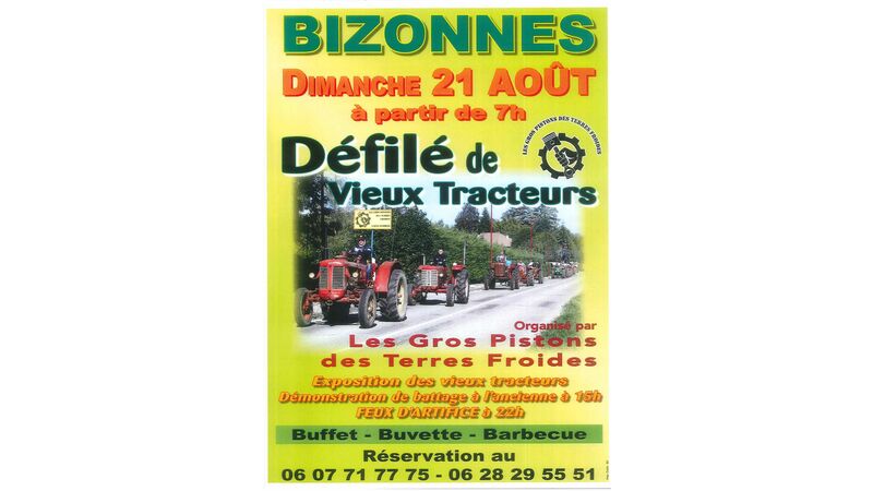 Défilé de vieux tracteurs