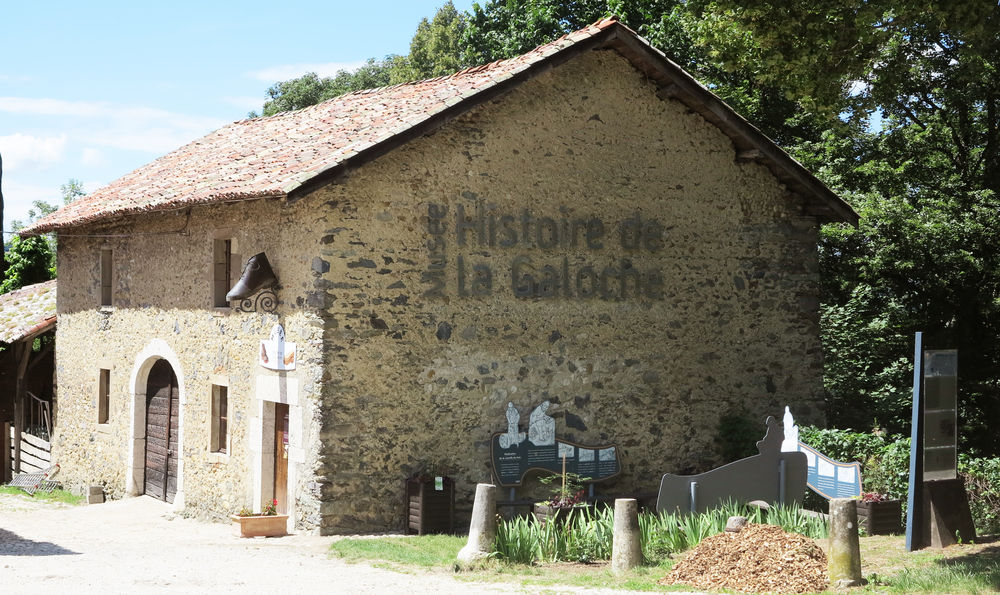 Commune > Musée de la Galoche